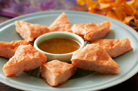 moon shrimp cake